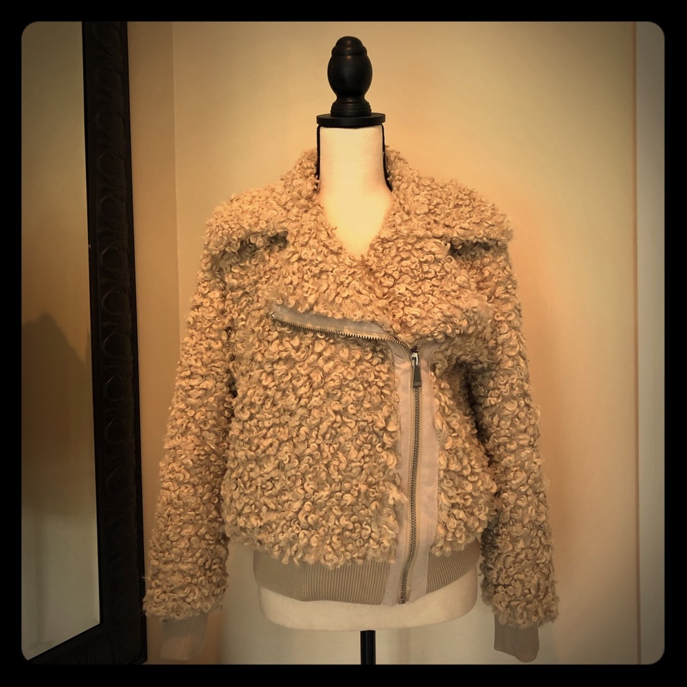 Forever 21 Faux Fur jacket